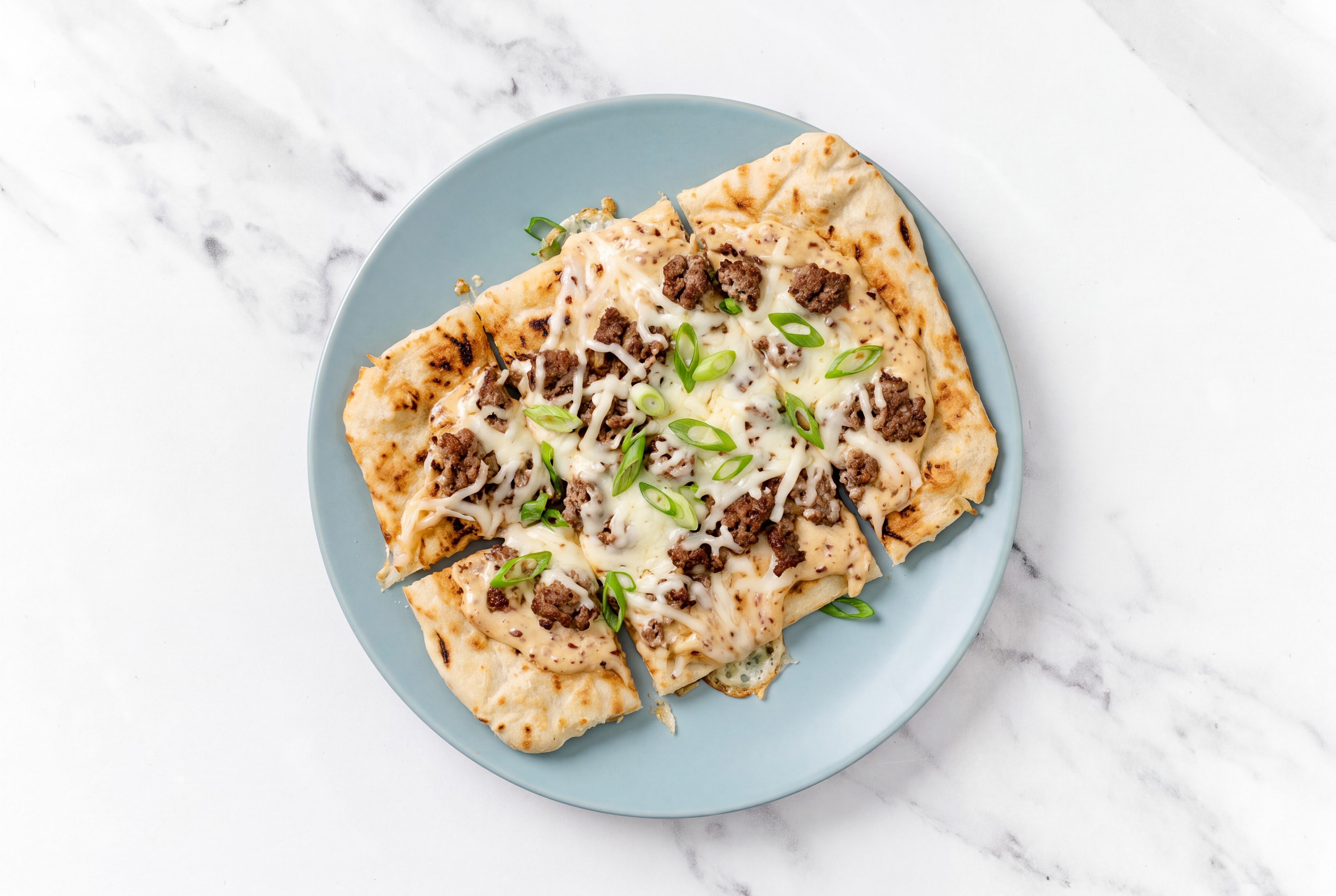 Sweet Onion Ground 93/7 Lean Beef Grilled Pizza with "Mozzarella" + Fresh Scallions