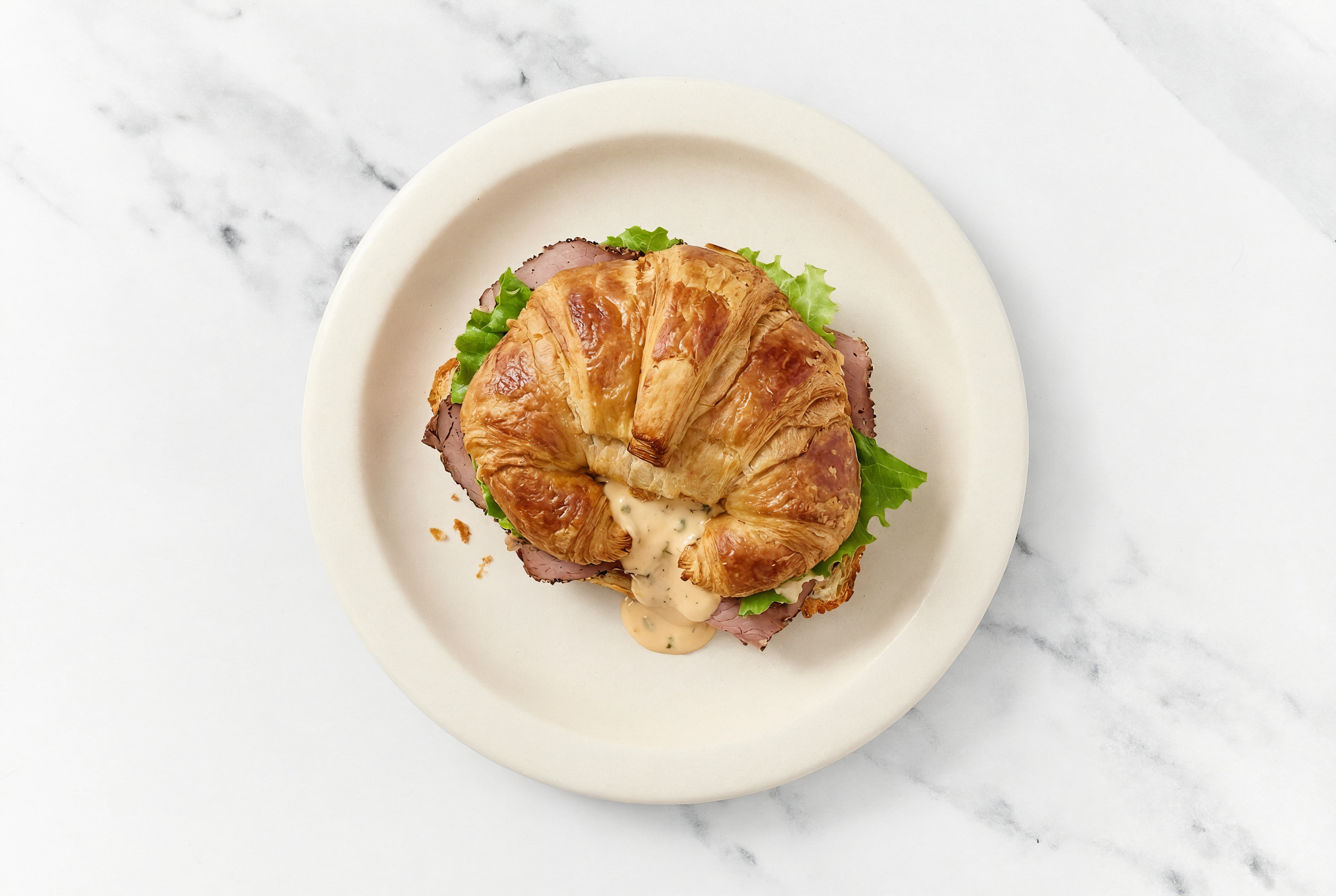 Roast Beef + Lettuce Sandwich with Croissant Buns + Sauce