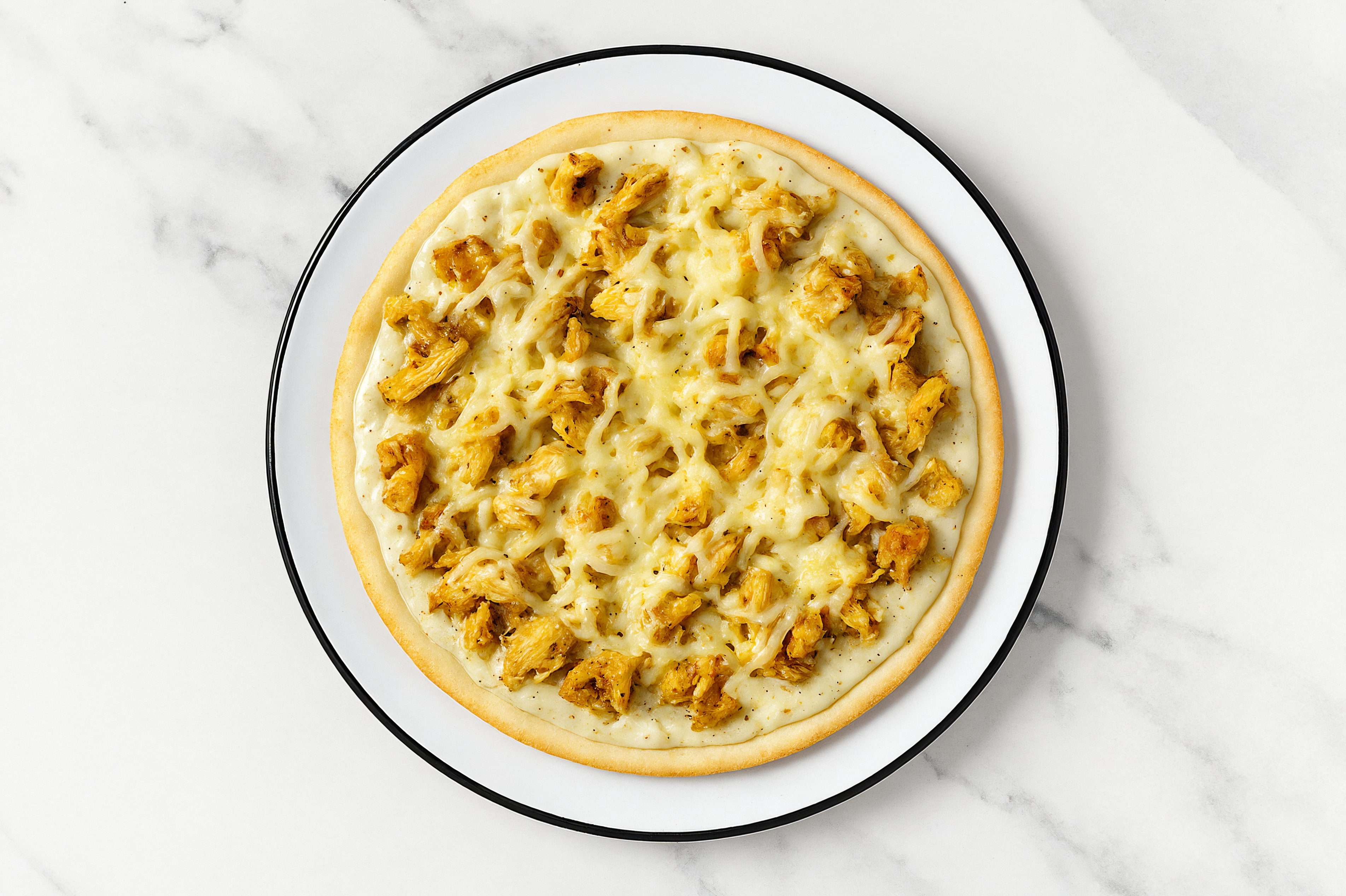 Chicken Alfredo Pizza on Grilled Crust