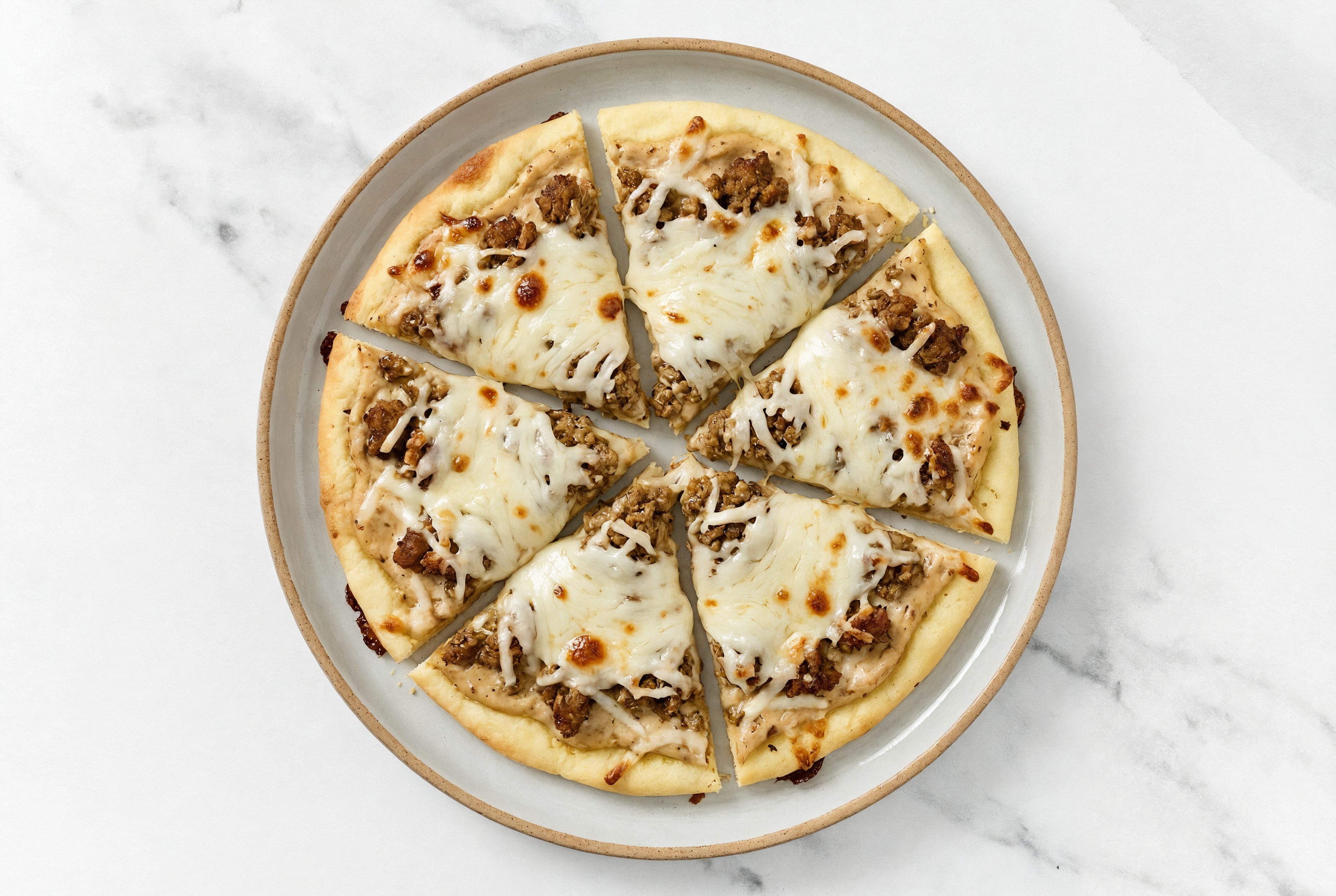 Sweet Onion Ground Italian-Style Beef Pizza with "Mozzarella"