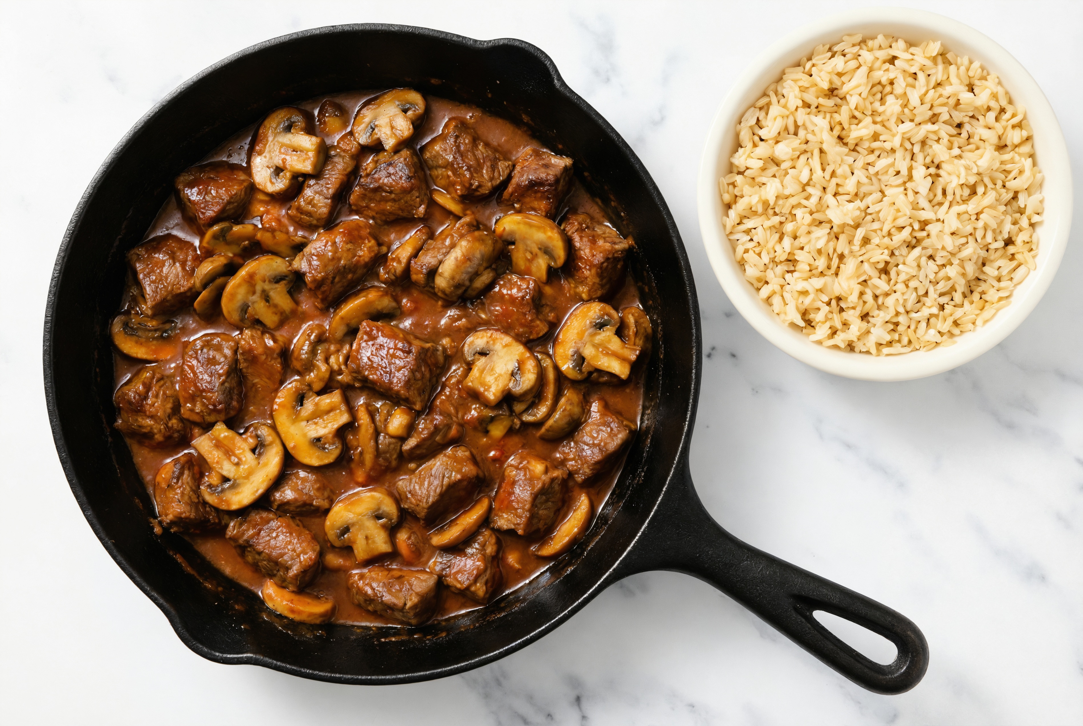Spicy Vindaloo Sirloin Tip Stir-Fry with Mushrooms over Brown Rice