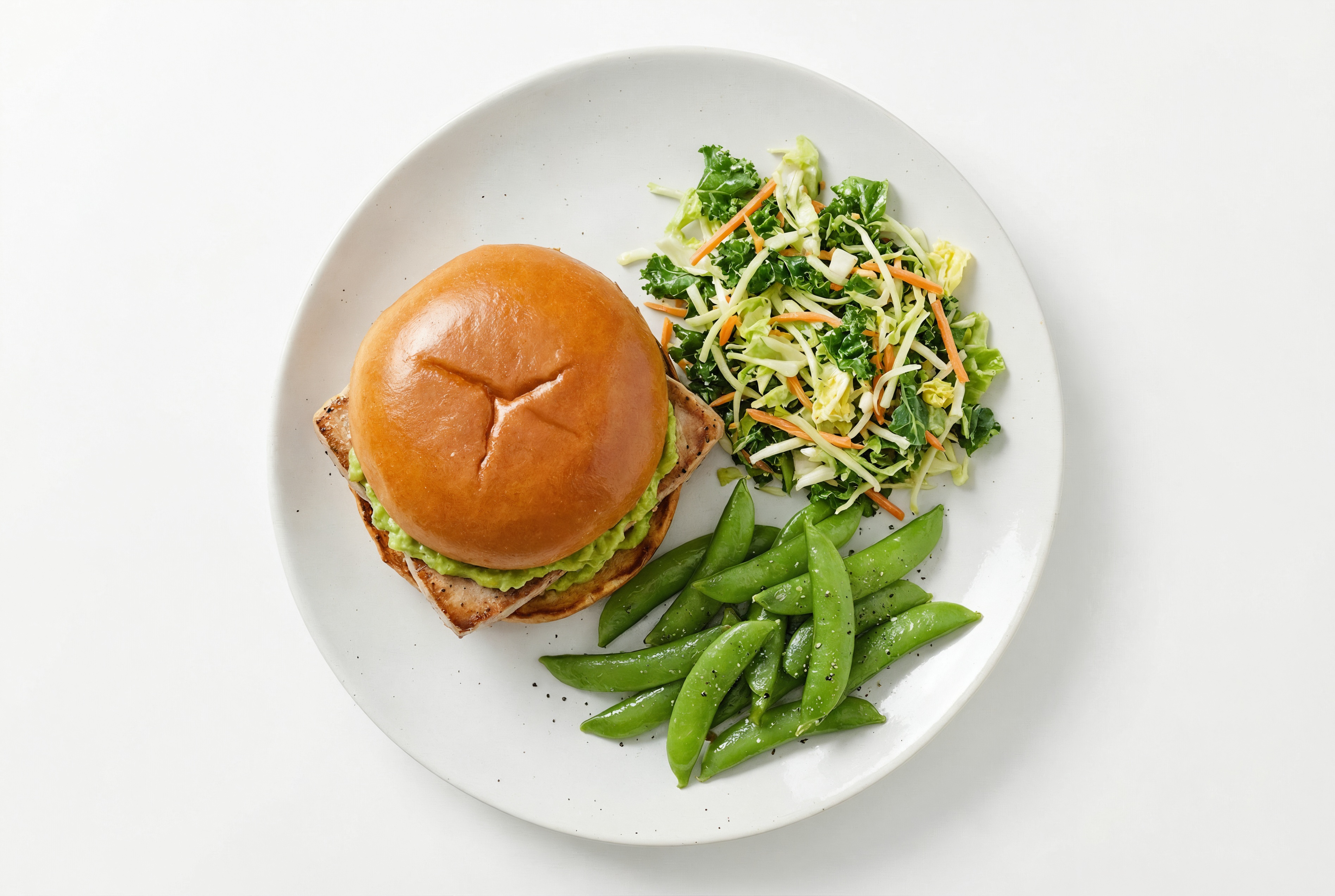 Guac' Tuna Sandwich on Brioche with Superblend + Snap Peas