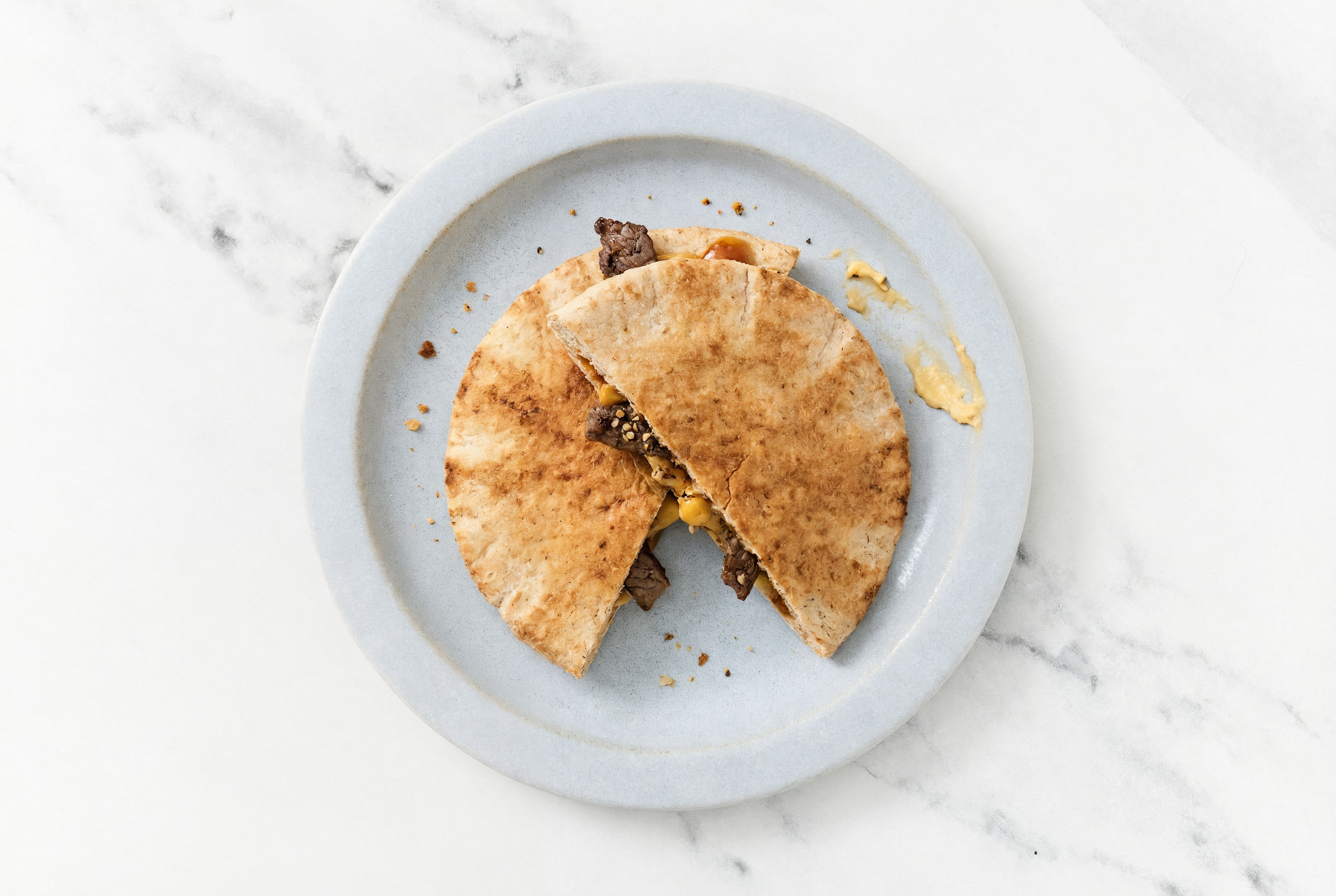 Herby Balsamic Beef + Homemade Hummus Whole Grain Pita Pockets Pocket