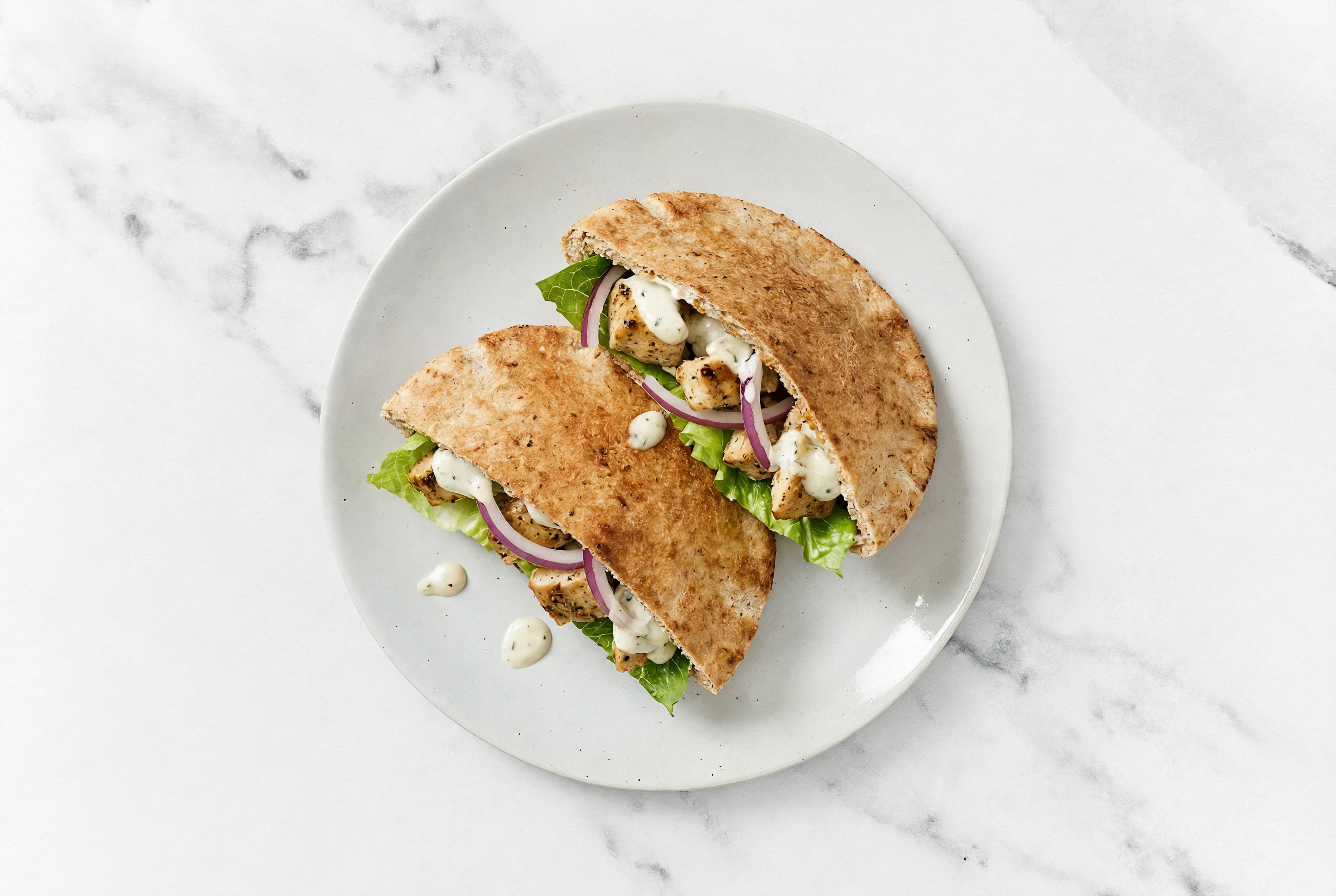 Garlicky Chicken Pita