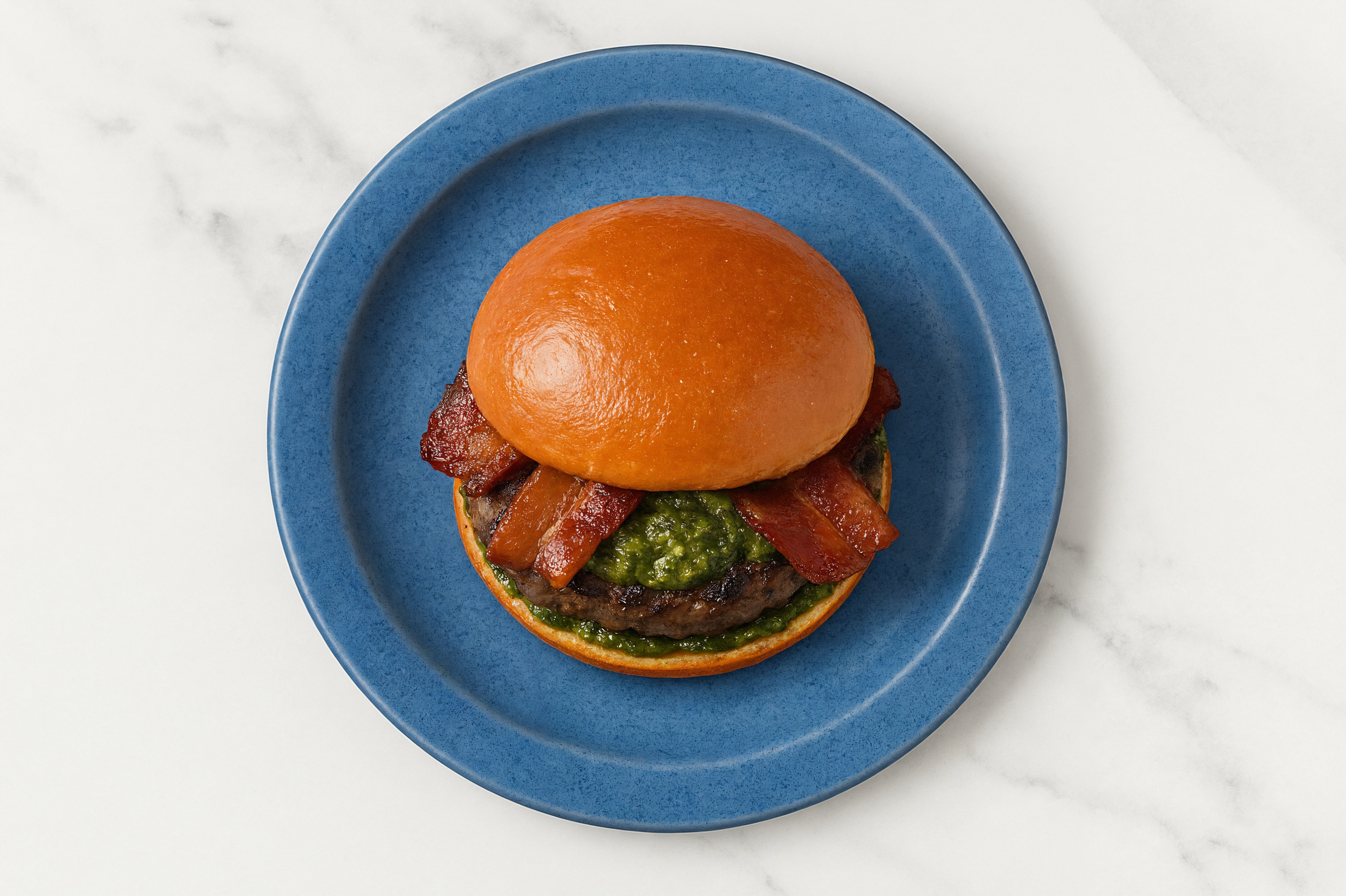Beef Burger Buns on Brioche with Spinach Pesto & Applewood Smoked Pork Bacon
