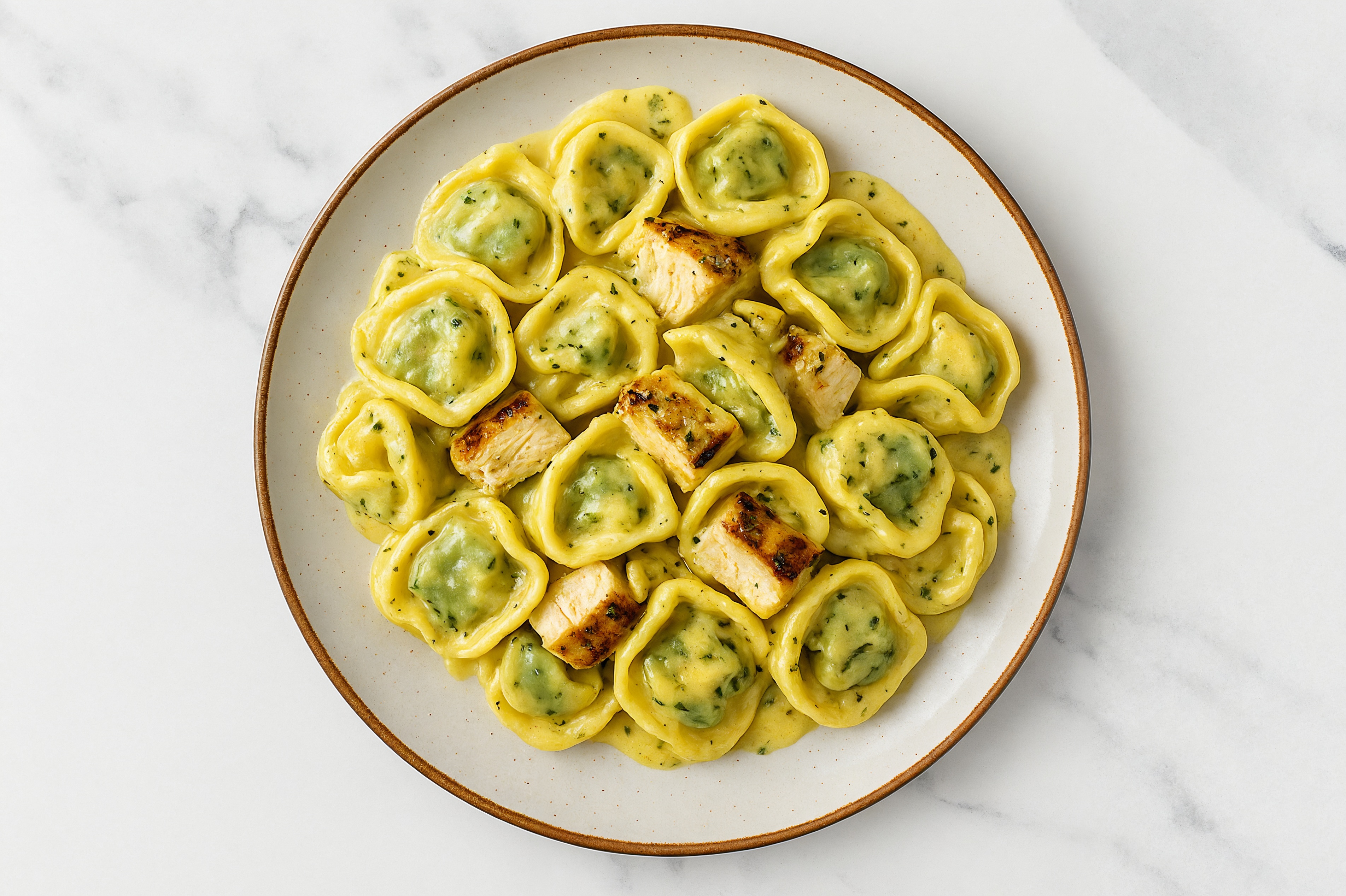 Spinach Tortellini with Chicken Breast & Classic Herb Cream