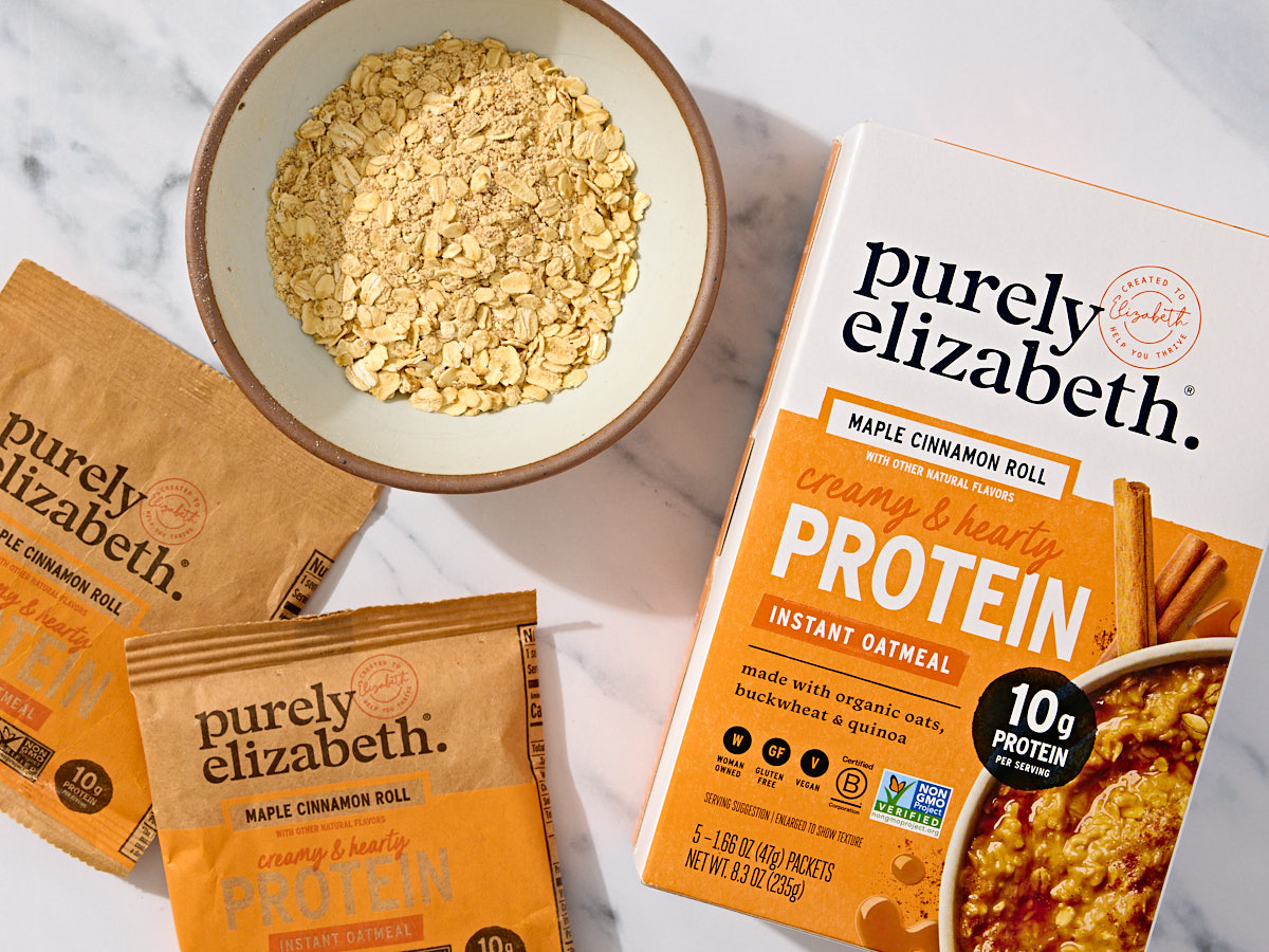 Maple Cinnamon Roll Protein Instant Oatmeal 1 of 2
