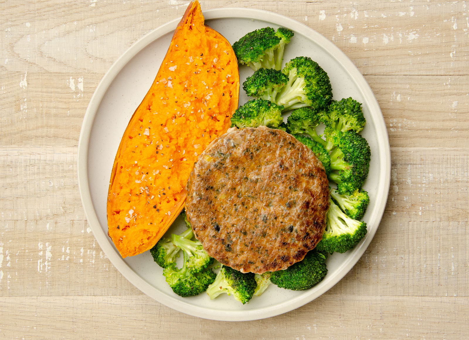 Hearty Southwestern Chicken + Veggie Plate with Broccoli Florets