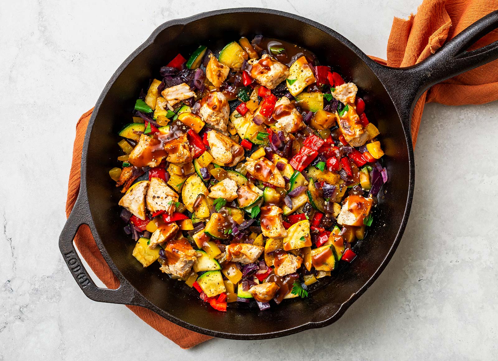 General Tso Chicken 'n Veggie Skillet | Hungryroot
