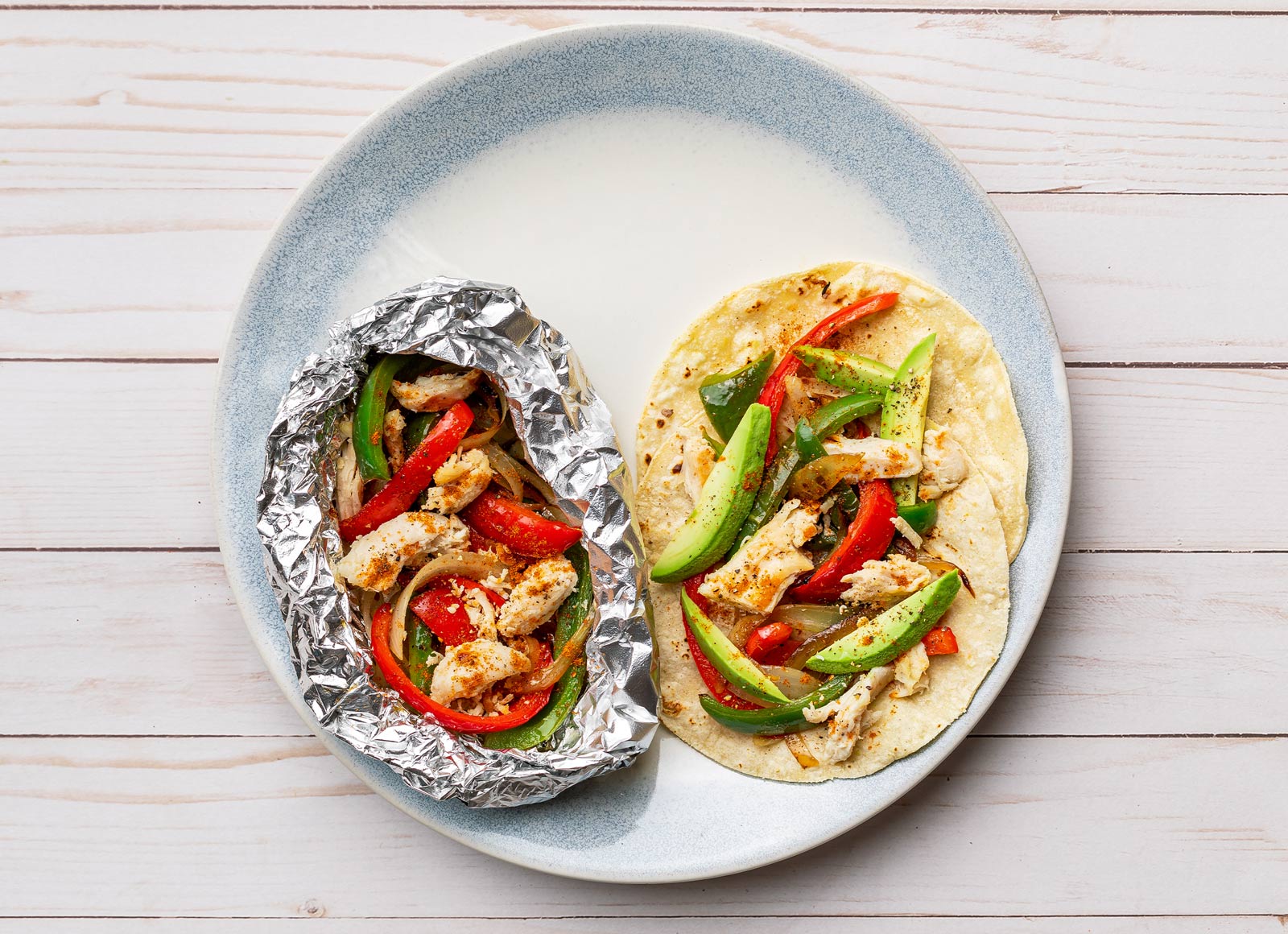 Easiest Pulled Chicken Fajitas