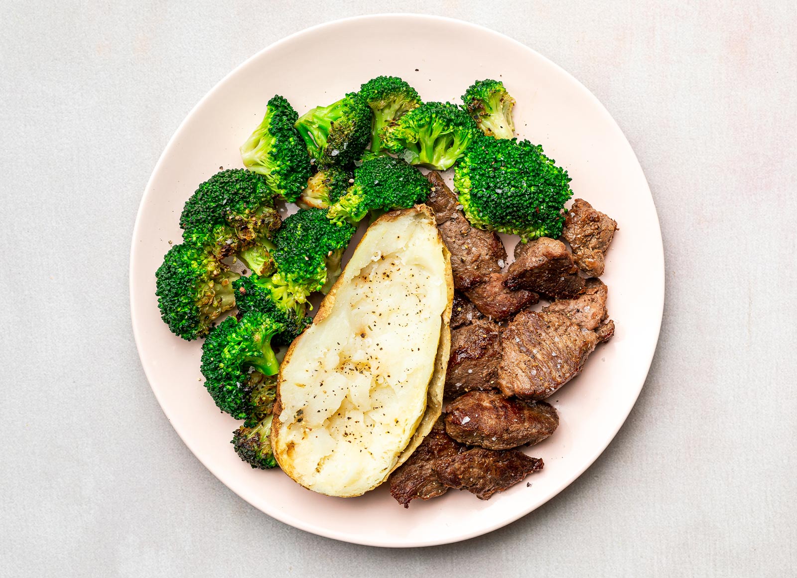 Juicy Sirloin Beef with Sautéed Broccoli