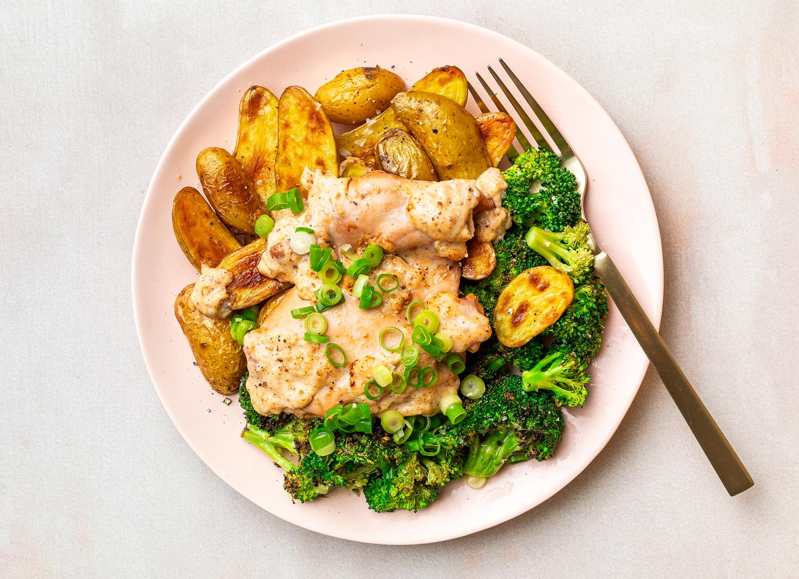 Roasted French Onion Chicken + Veggies with Broccoli Florets