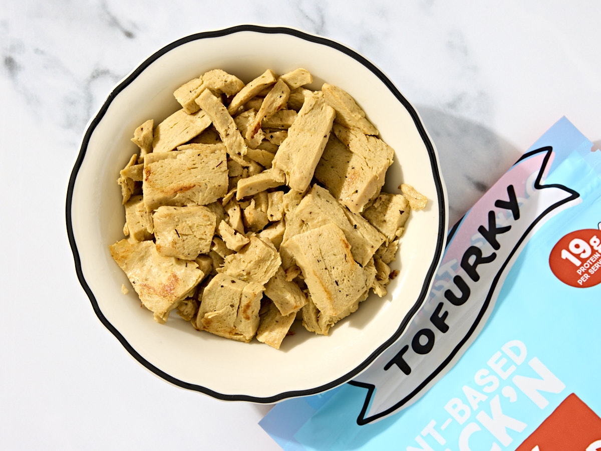 Plant-Based Lightly Seasoned Chick'n 1 of 2