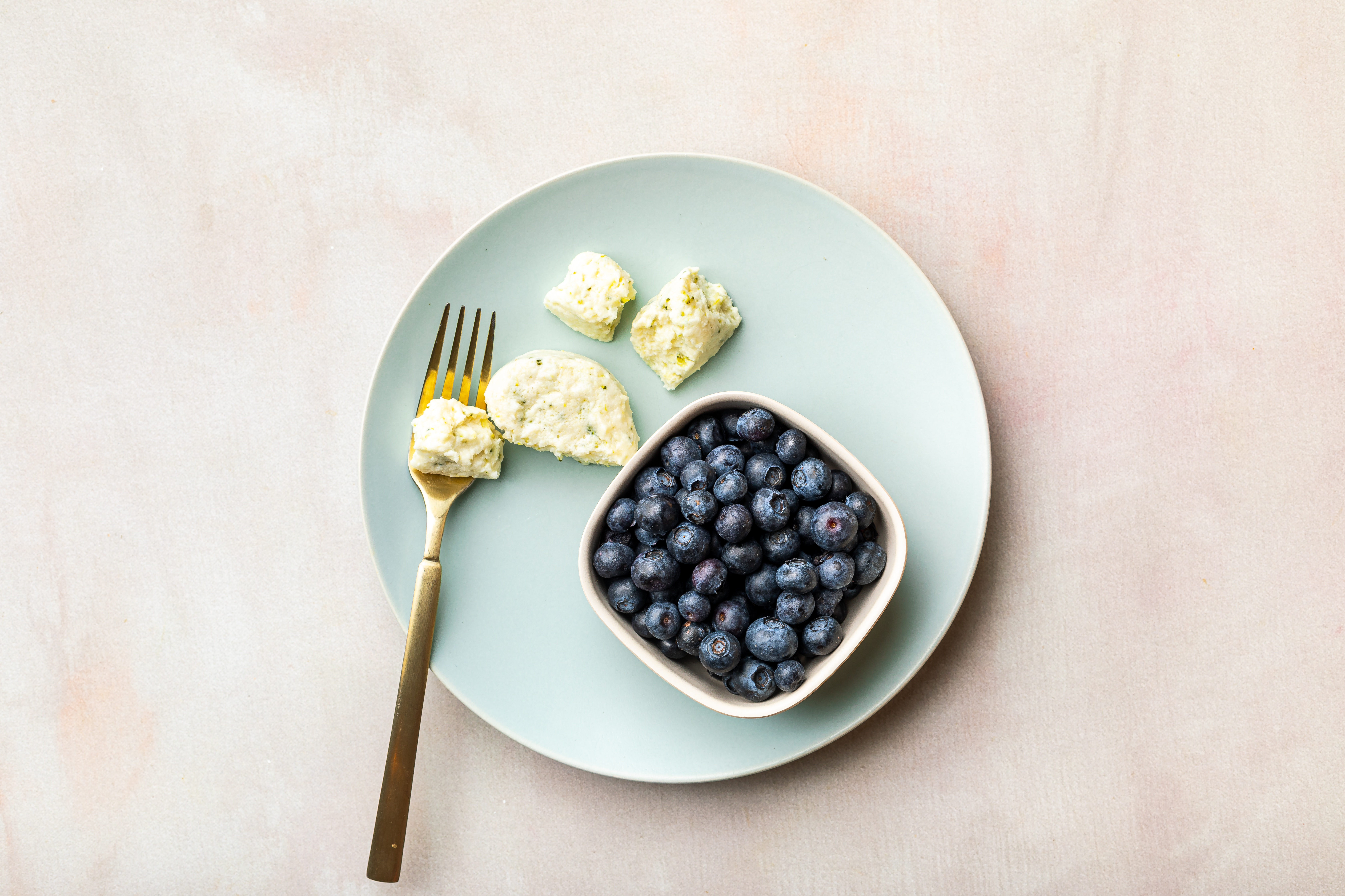 Cheese & Bacon Egg Bite + Blueberries