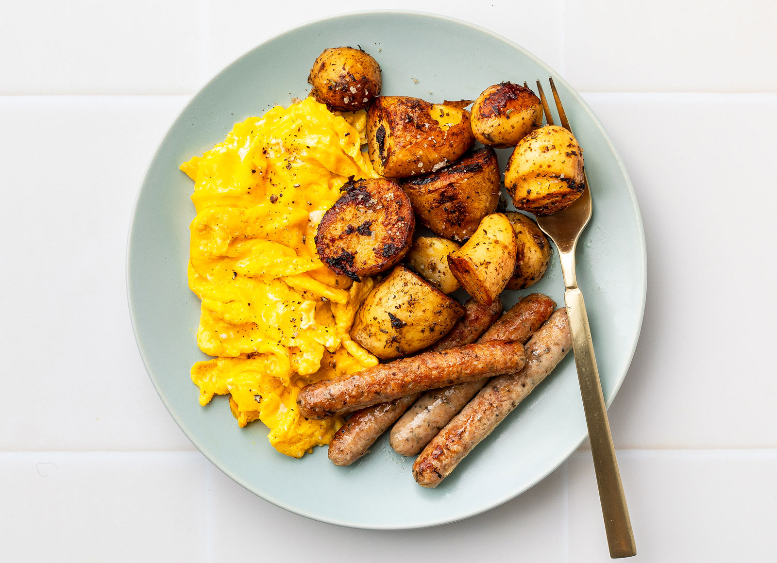Scrambled Eggs with Chicken Sausage + Crispy Potatoes